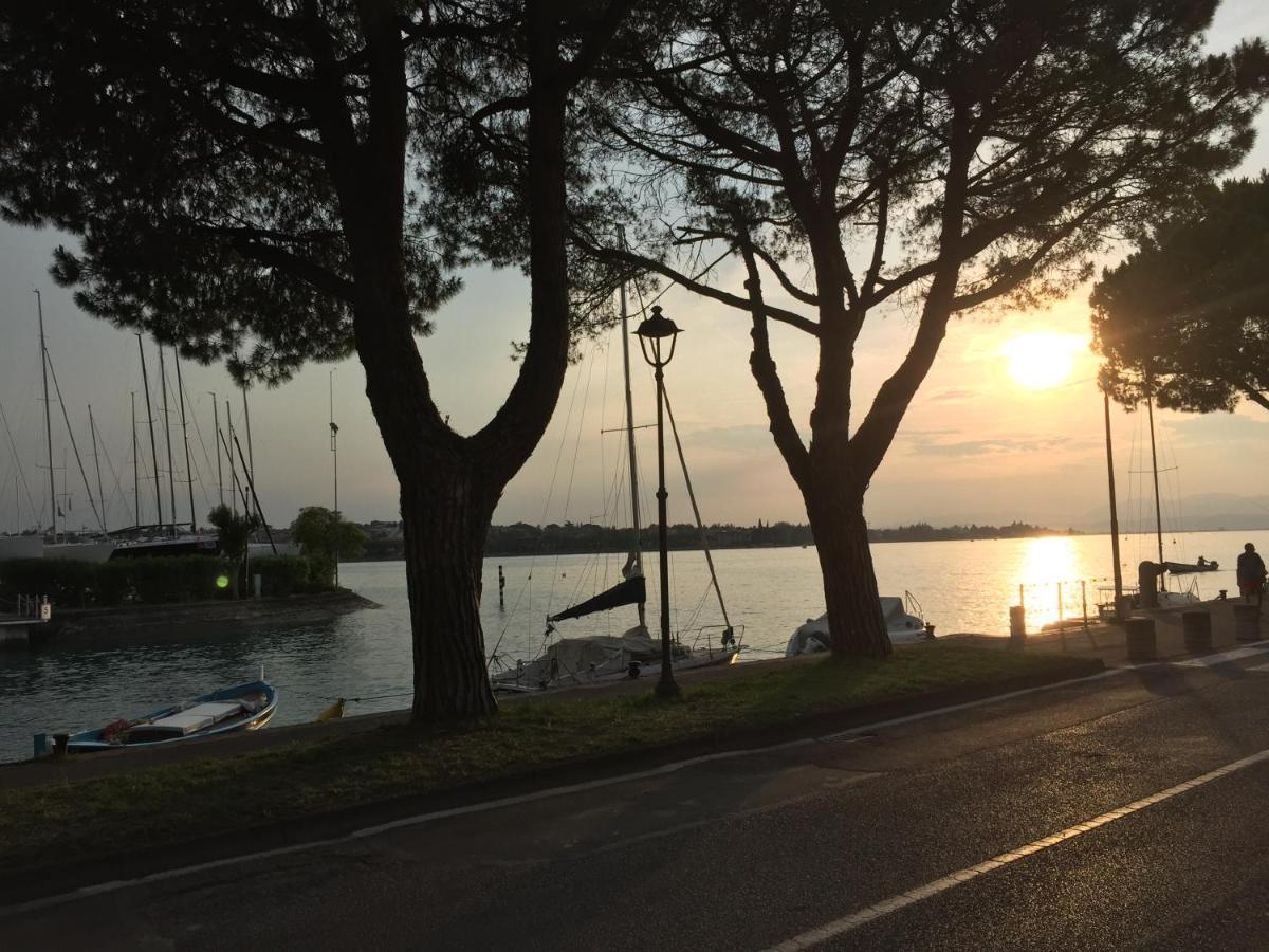 Home La Rosa Del Garda Peschiera del Garda Eksteriør bilde